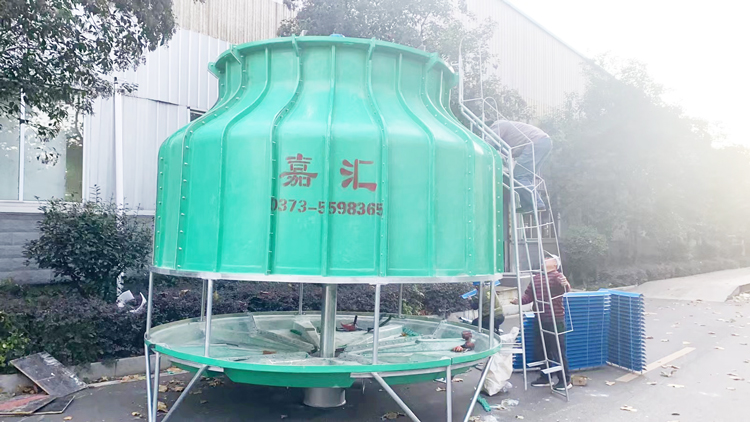 南陽DBNL3-150T×2臺(tái)圓形玻璃鋼冷卻塔