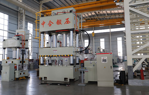 500噸四柱液壓機選購指南：十大關鍵參數(shù)解讀