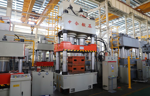 新型木屑托盤生產設備-1250噸四柱液壓機