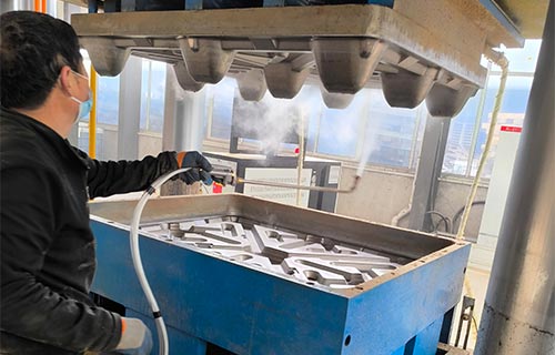 1800噸木屑托盤液壓機(jī)-模壓托盤熱壓機(jī)價(jià)格